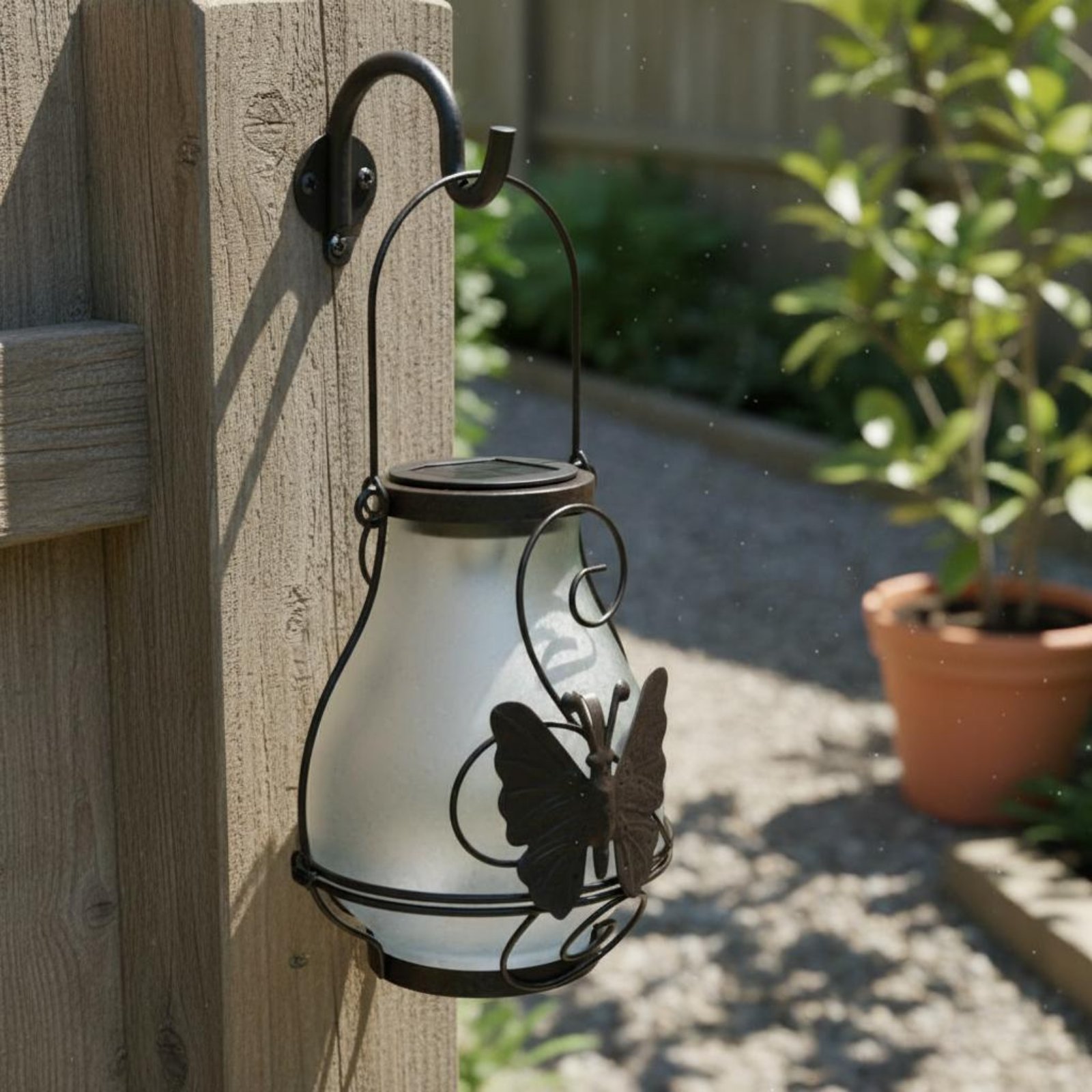 Lanterne solaire en forme de p - Outdoor Lighting Battery Powered avis et prix